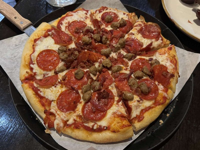 Bisbee's Table food
